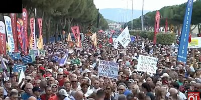 ÖZEL TOPRAĞI SAVUNMANIN SENİ BENİ OLMAZ BERABERİZ