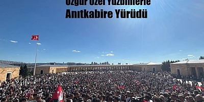 Özgür Özel, “Biz seçilmiş CHP’yiz, iktidar yürüyüşümüzden vazgeçmeyeceğiz” dedi, halkla Anıtkabir’e yürüdü!