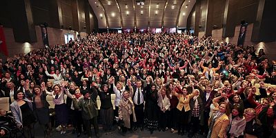 Özgür Özel: “Bütün Kadınları Türkiye’nin Demokrasi Devrimine Davet Ediyorum”