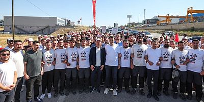 Özgür Özel'den İstanbul Cumhuriyet Başsavcılığı'na tepki: İşine gelince her şeye cevap veriyor, işine gelmeyince susuyor