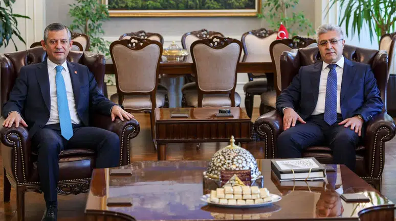 Özgür Özel, Yargıtay Cumhuriyet Başsavcısı Muhsin Şentürk ile görüştü