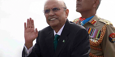 Pakistan Cumhurbaşkanı hastaneye kaldırıldı