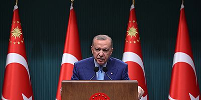 Siyasette nezakete herkes dikkat etmeli