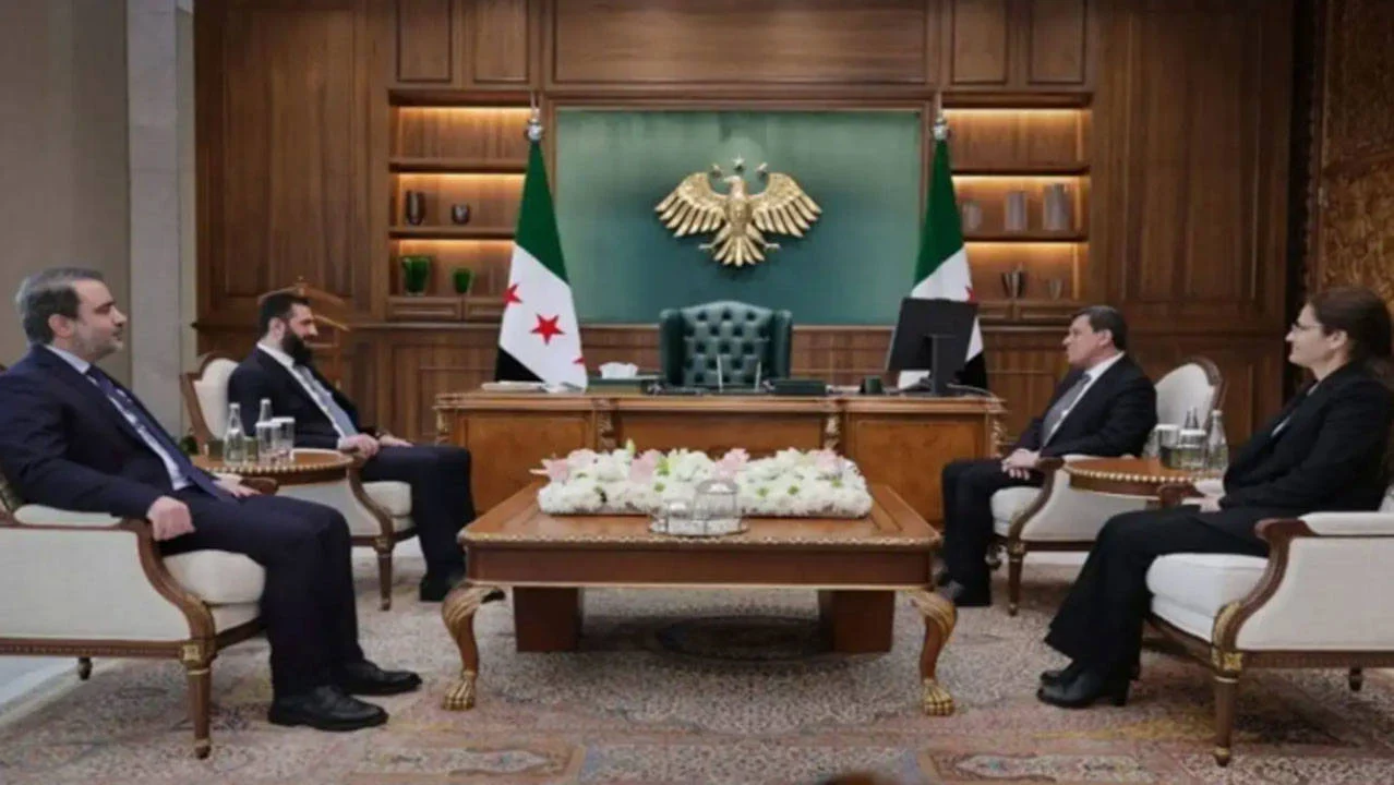 Suriye Cumhurbaşkanı El-Şara, Abdi ve Ahmed ile SDG’nin Entegrasyonunu Görüştü