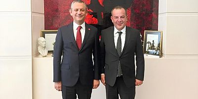 Tanju Özcan'da partisinden ayrıldı