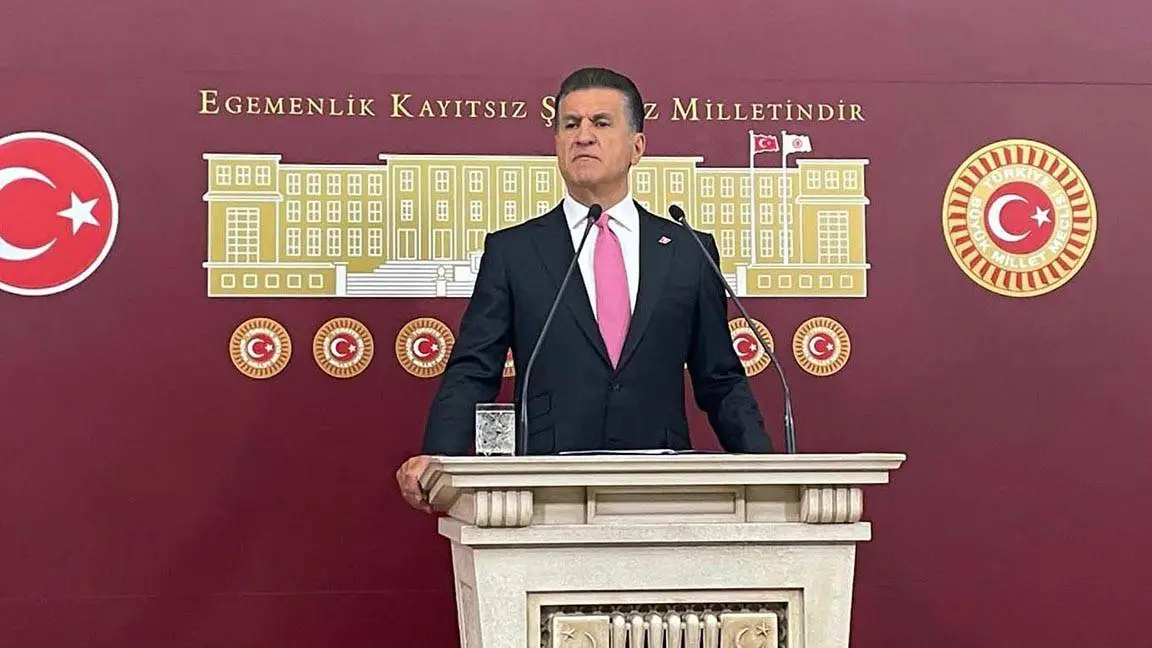 TBMM'de Muhalefetin katılımının az olmasından dolayı vatandaşlardan özür diledi