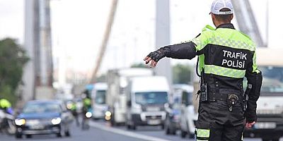 Trafik cezalarında 73 milyar TL hedefe karşın 165 milyar TL toplandı 