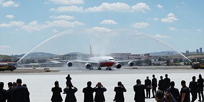 TRUMP İÇİN YAPILAN HAVALİMANI TÖRENLE AÇILDI