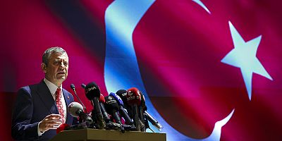 Türk Bayrağımıza Yönelik Saldırıyı Lanetliyorum, Hiçbir Provokasyon Amacına Ulaşamayacak