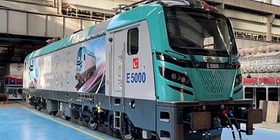 Türk Malı lokomotif E5000 raylara iniyor