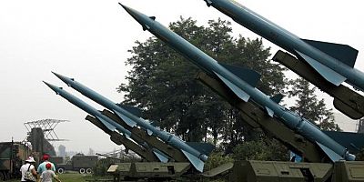 Ukrayna 750-1000 kilometre menzilli kendi füzelerini geliştiriyor