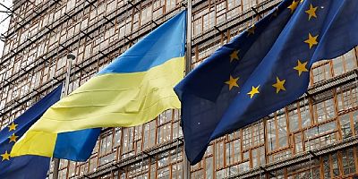 Ukrayna Rus Parasıyla Aldığı Silahla Rusya'yı Vuracak