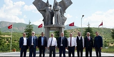 Ümit Özdağ'a Şeyh Sait davasında hapis cezası