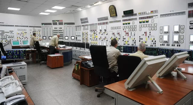 Zaporojye Nükleer Güç Santrali'nde 5. güç ünitesi durduruldu  