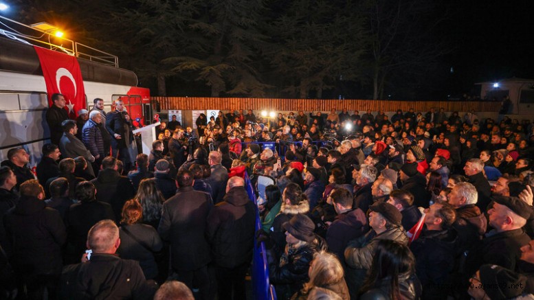 Tanju Bu Memleketin ve Atatürk’ün Partisinin Evladıdır, Yalnız Değildir, Sahipsiz Değildir