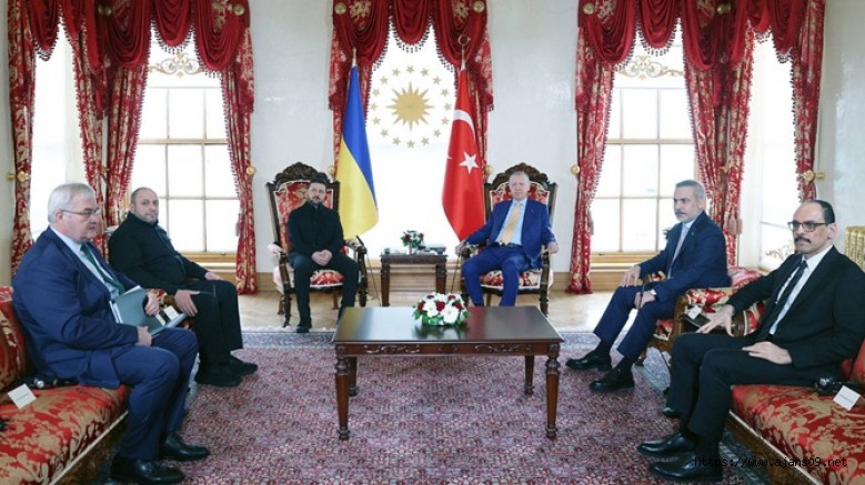 Zelenski  Cumhurbaşkanı Erdoğan ile bir araya geldi