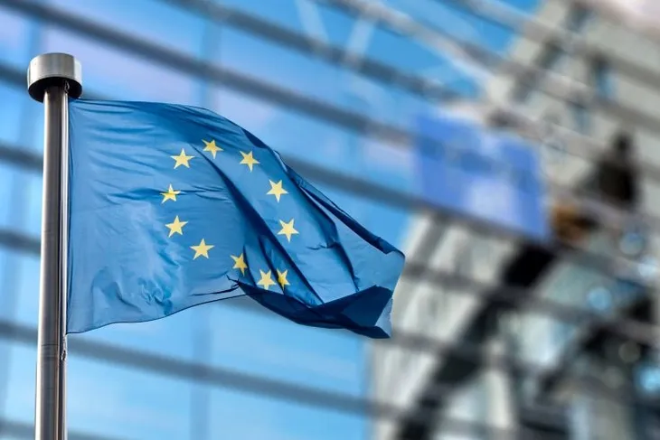 AB, Rusya’nın Avrupa’daki Merkez Bankası varlıklarına erişimini engelledi!
