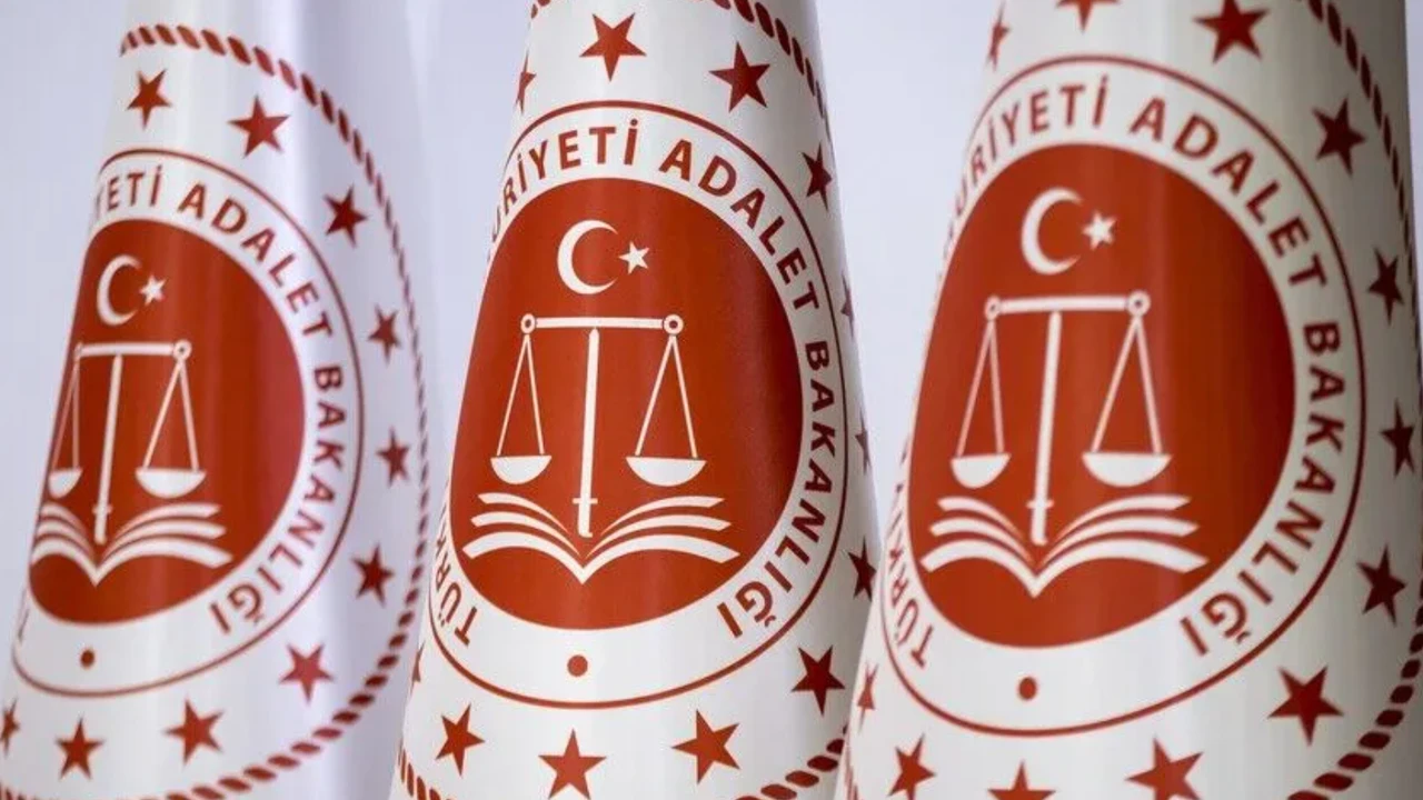 Adli sicil belgesi hizmetine 8 yeni dil eklendi