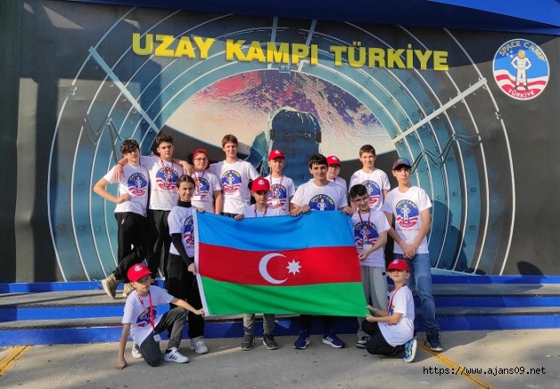AZERBAYCANLI ÖĞRENCİLER UZAY KAMPI'NDA EĞİTİM ALDI