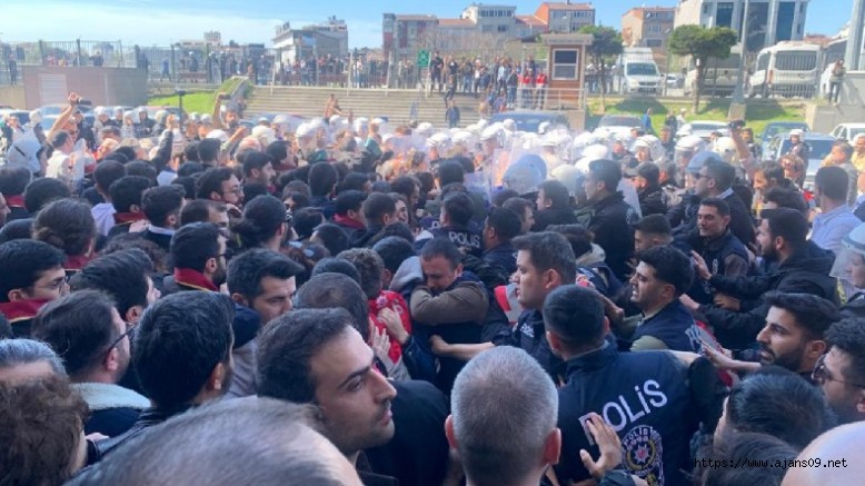 Çağlayan'da avukatların 'Van' eylemine polis müdahalesi: Gözaltılar var