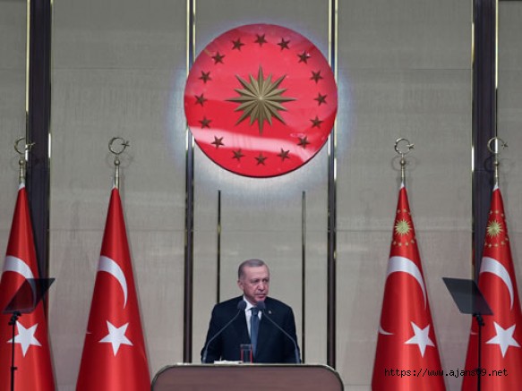 Cumhurbaşkanı Erdoğan Uyardı:1 Mayıs atmosferine zarar verecek adımlardan uzak durmaya davet ediyorum." dedi.