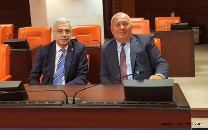 Demokrat Partide Önemli Yol Ayrımı