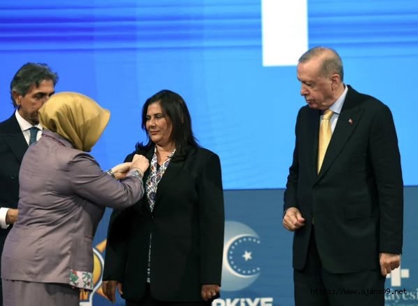 Deniz Zeyrek: Sorun CHP’de olsaydı Çerçioğlu CHP’den istifa edip bağımsız kalabilir ya da muhalefette bir partiye katılabilirdi