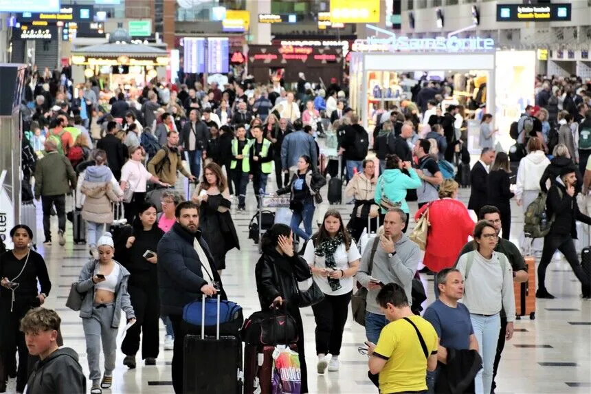 DEV FUAR İÇİN AKIN AKIN ANTALYA’YA GELİYORLAR