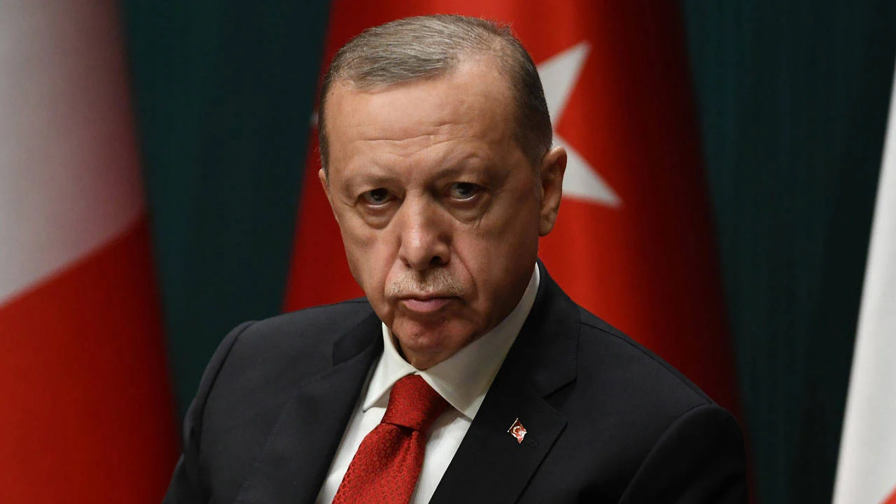 Erdoğan'dan KKTC'ye başörtüsü tepkisi
