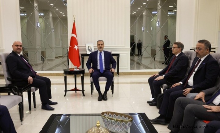 Hakan Fidan Bağdat'ta Türkmen Lideri İle Görüştü