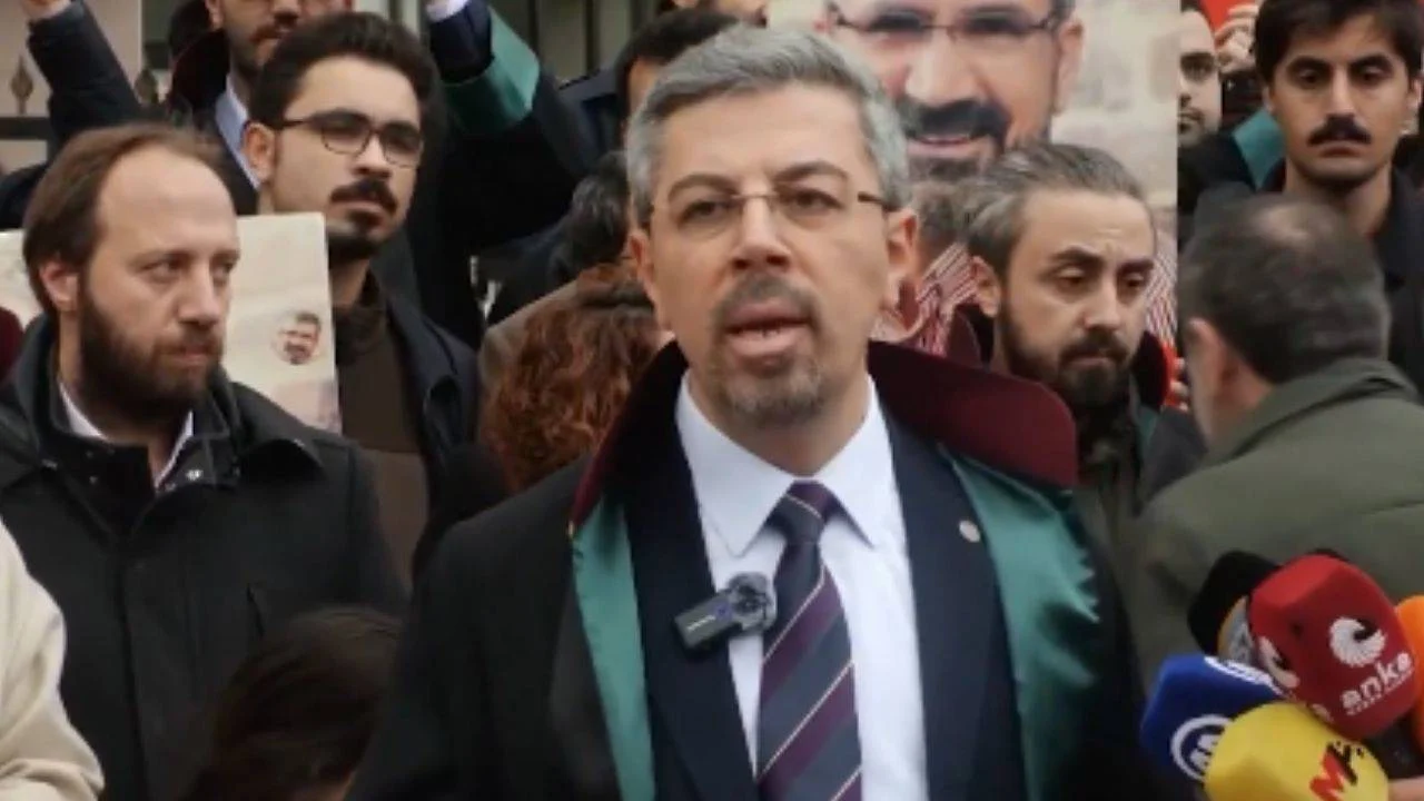 İstanbul Barosu Yönetim Kurulu üyesi Epözdemir gözaltına alındı