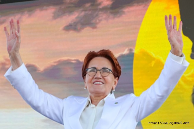 Meral Akşener: Fotoğraflarımı partiden kaldırın!
