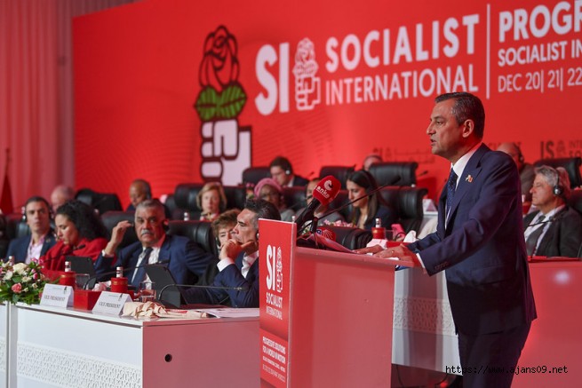 Suriye’den zafer çıkarmaya uğraşacağına mutfaktaki yangını söndürsün