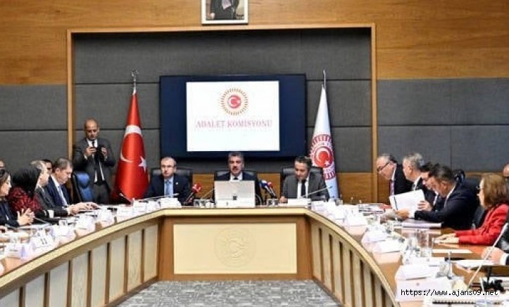 Torba yasadan Oto Sansür Çıktı