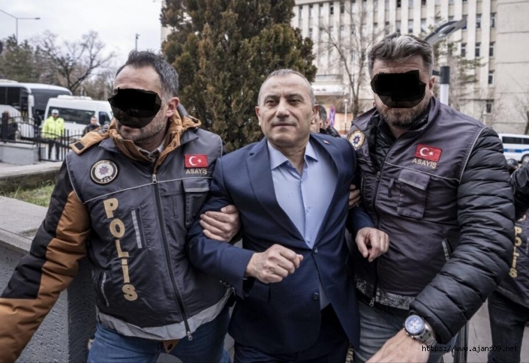 Tutuklanan Vali'ye Diyanet Vakfı İyilik Ödülü Vermiş