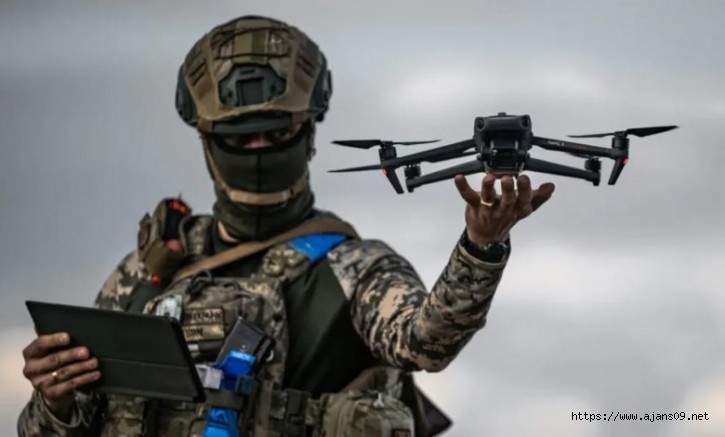 Ukrayna 100 bin adet FPV drone teslim aldı