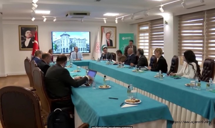 Yunus Emre Enstitüsü'nü Soyan Başkan Yakalandı